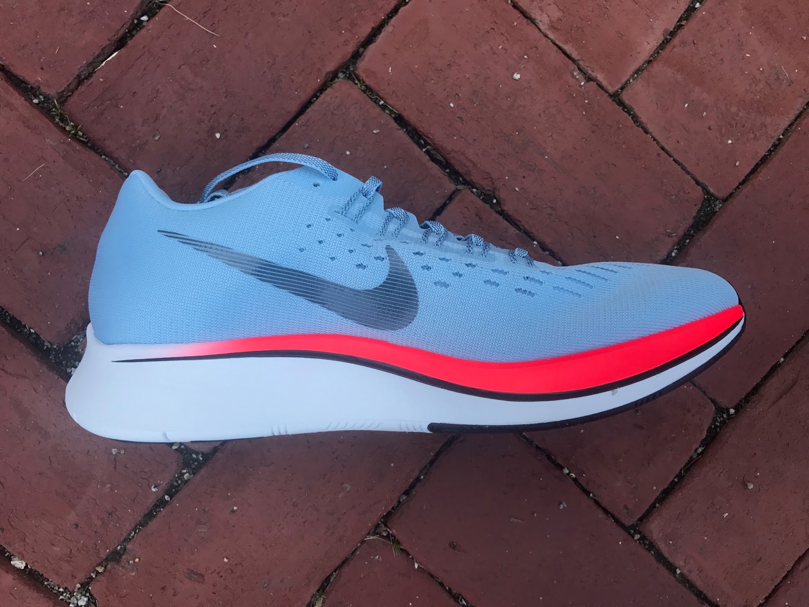 avis nike air zoom fly 2